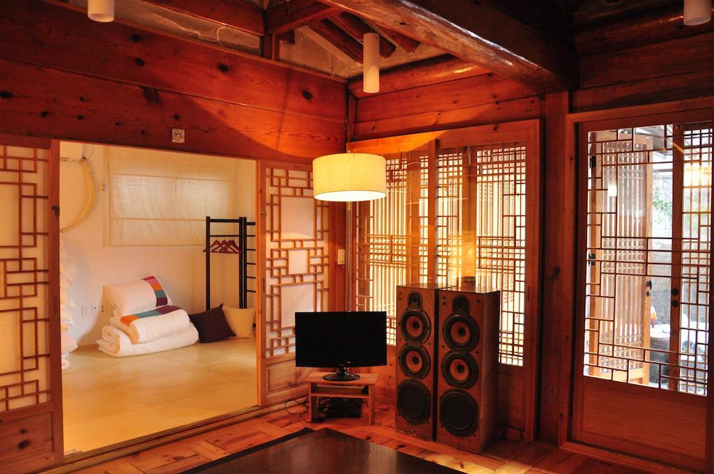 Hueahn Hanok Guesthouse Seoul Ngoại thất bức ảnh